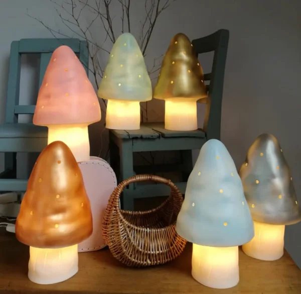 Lampade a fungo di vari colori dimensione piccola