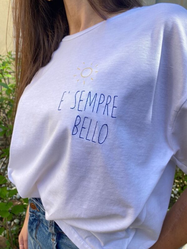 Maglietta É sempre Bello