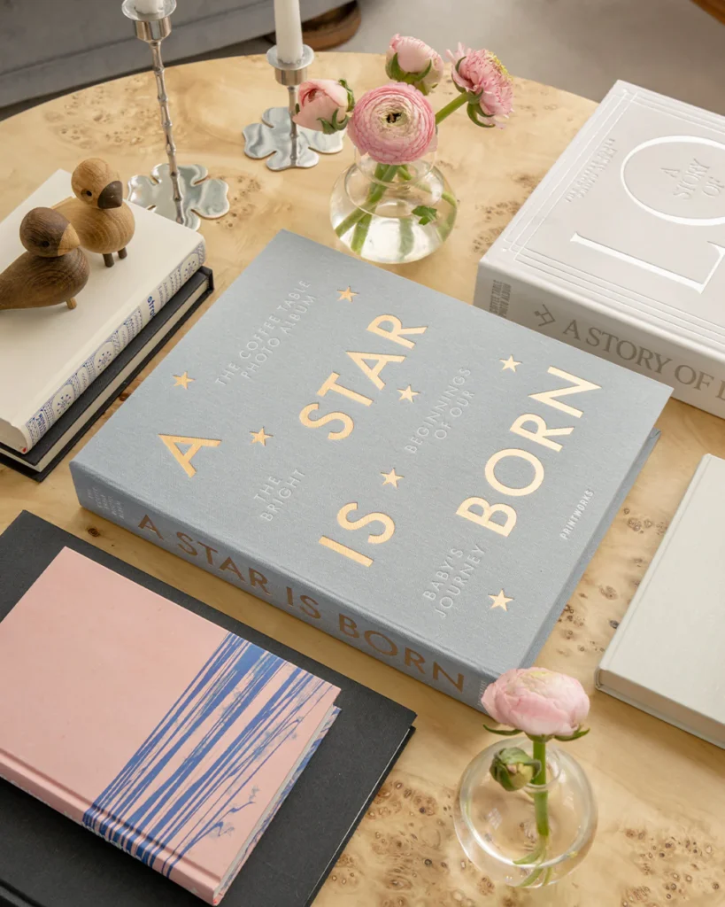 Album Fotografico Bebè – A Star Is Born su tavolo