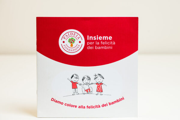 Album da disegno Paideia con set colori - immagine 2