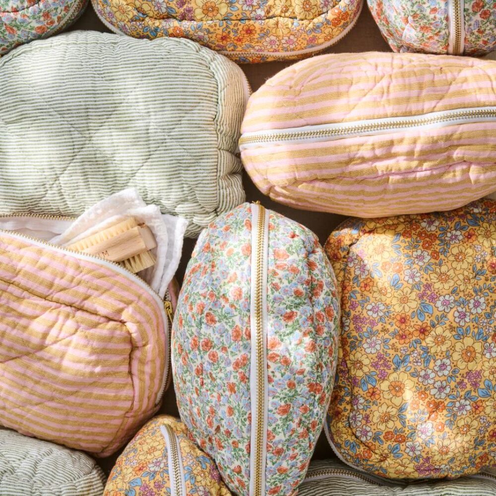 Toiletry bag quilted 4 asstd patterns