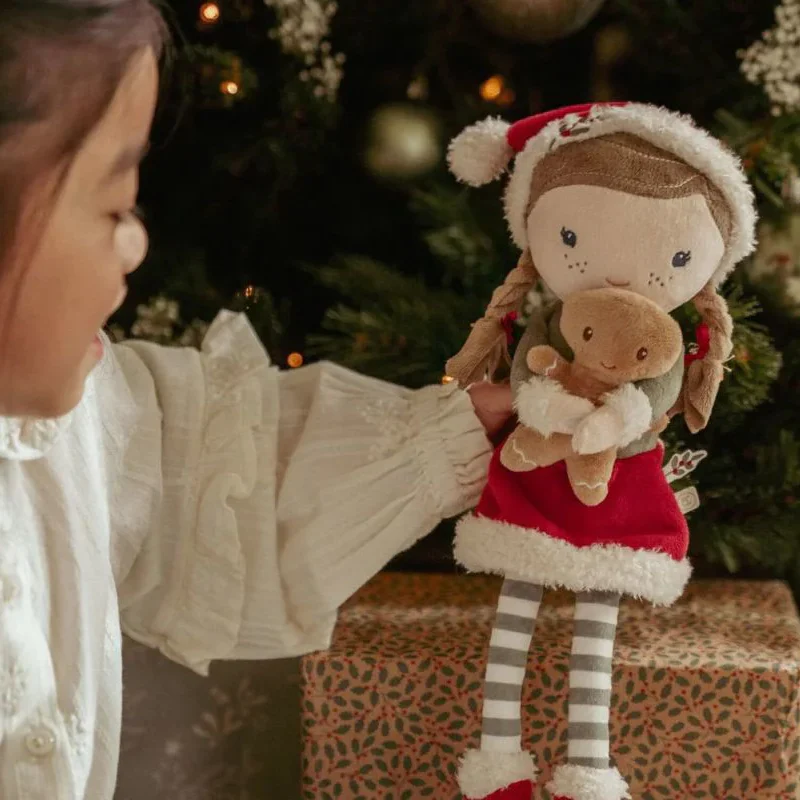 bambola natalizia con pan di zenzero